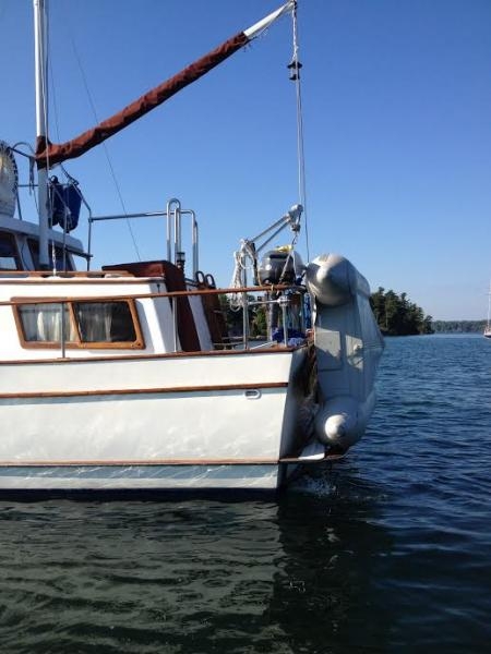 120 Outboard Lift (Capacity 120 Lb.)