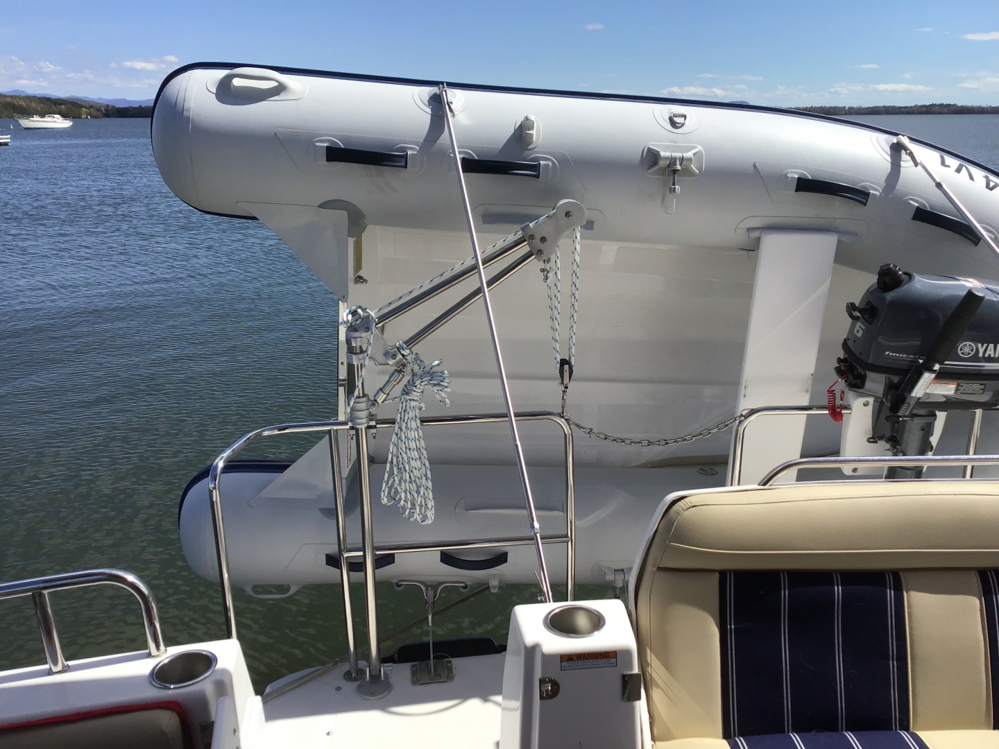 120 Outboard Lift (Capacity 120 Lb.)