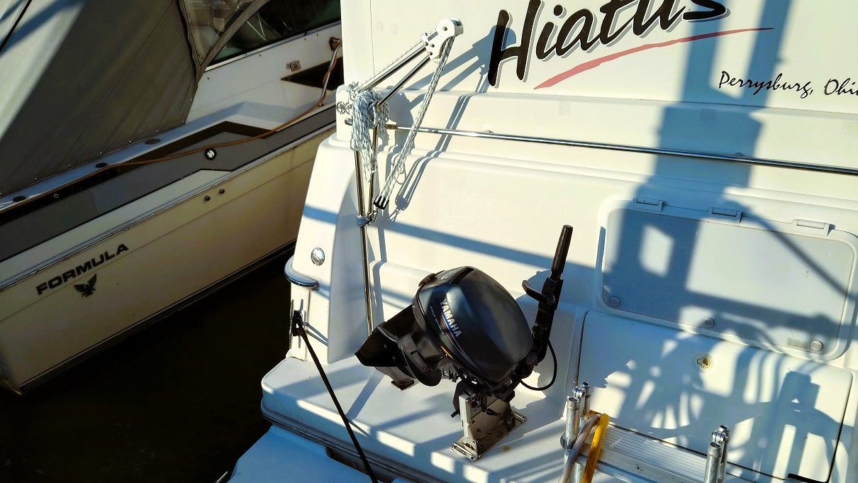 120 Outboard Lift (Capacity 120 Lb.)