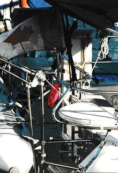1200 Rotating Davits (Capacity of 200 lbs.)