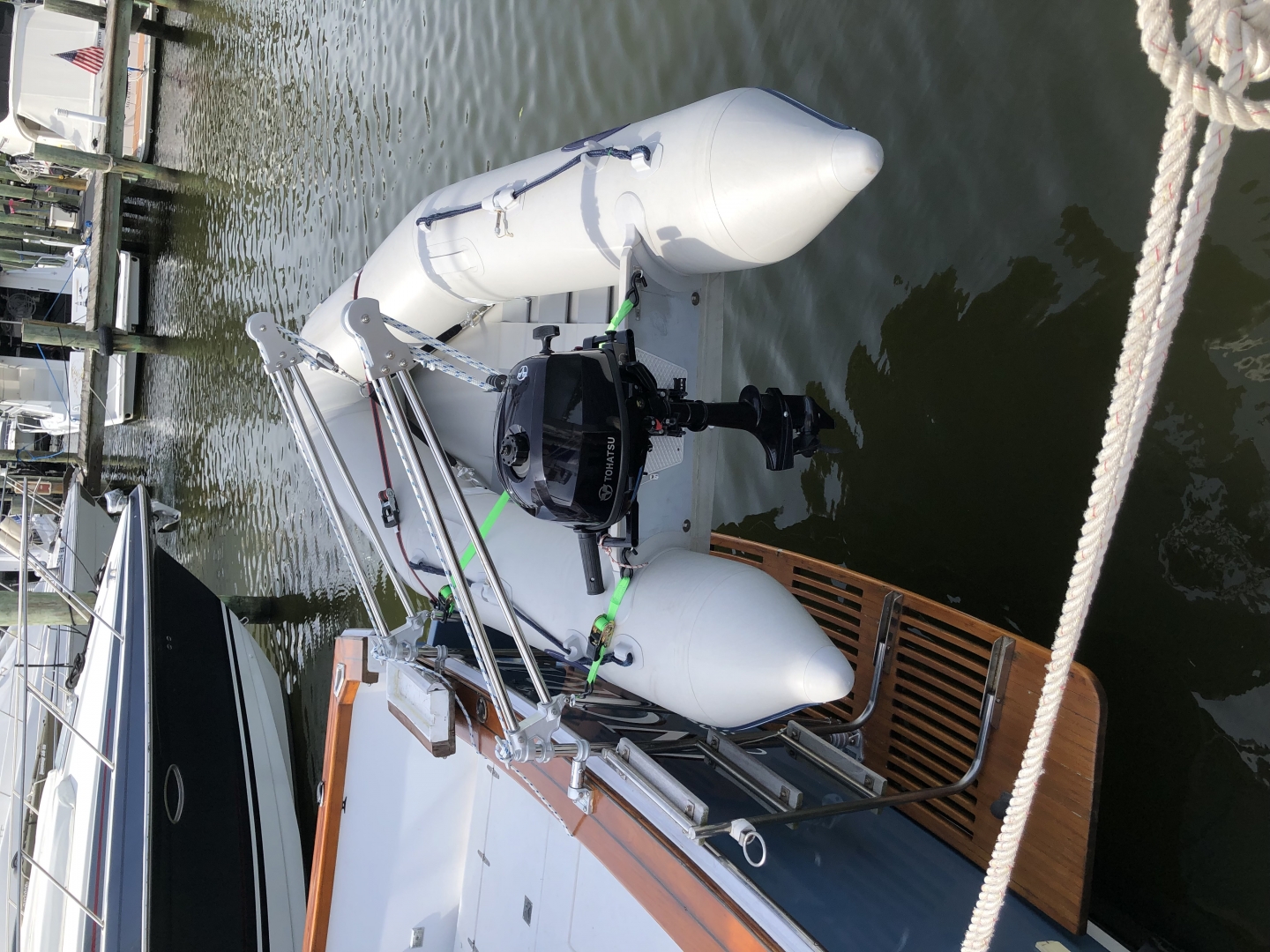 1200 Rotating Davits (Capacity of 200 lbs.)