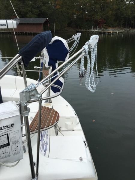 1400 Rotating Davits (Capacity of 250 lbs.)