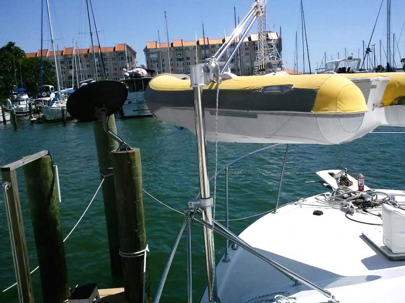 1400 Crane (Capacity 150 Lb.)