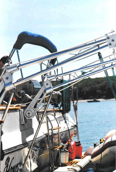 1900 Fixed Davits (Capacity of 300 Lbs.)