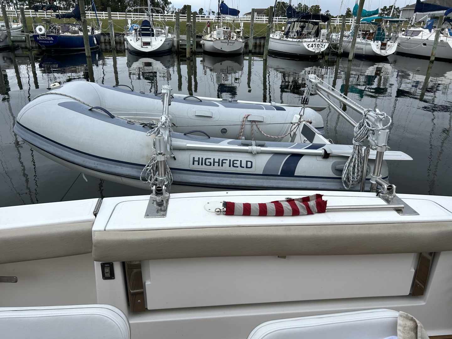 1900 Rotating Davits (Capacity of 300 Lbs.)