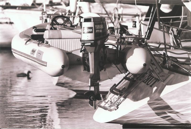 2000 Fixed Davits (Capacity of 350 Lbs.)