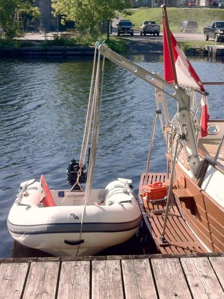 2000 Fixed Davits (Capacity of 350 Lbs.)