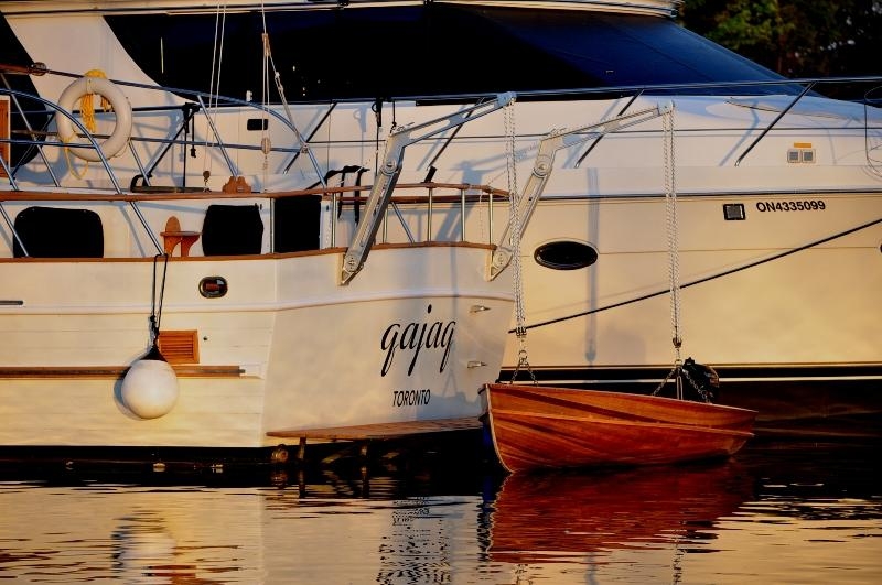 2000 Fixed Davits (Capacity of 350 Lbs.)