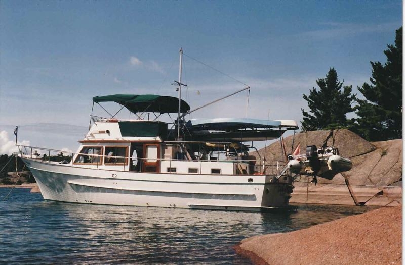 5000 Fixed Davits (Capacity of 750 Lbs.)