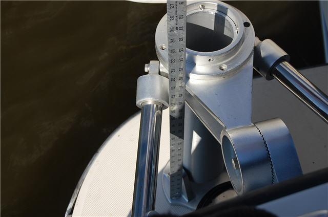 8000T Low Profile Crane (Capcity of 800 Lb.)